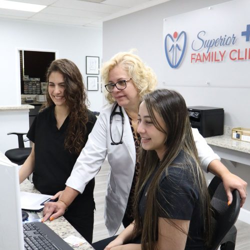 asistente médico recepcionista médico SFC